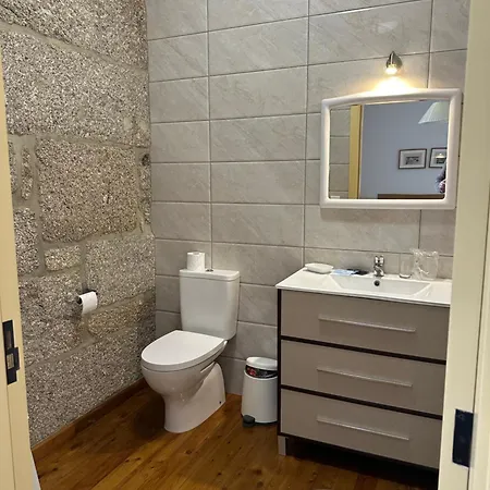 Casa Mouras- * Rio de Moinhos (Aveiro)