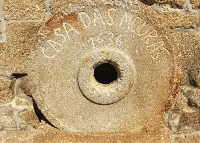 Casa Mouras- Rio De Moinhos 빌라 *